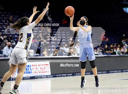 Thumbnail 3 in Pueblo vs Flowing Wells (MLK Basketball  Classic) photogallery.