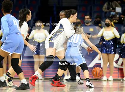 Thumbnail 2 in Pueblo vs Flowing Wells (MLK Basketball  Classic) photogallery.