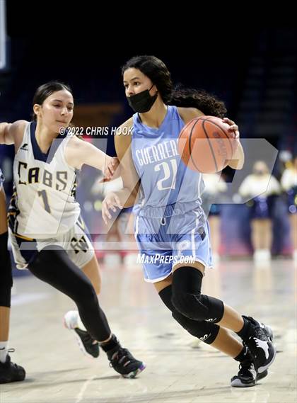 Thumbnail 2 in Pueblo vs Flowing Wells (MLK Basketball  Classic) photogallery.