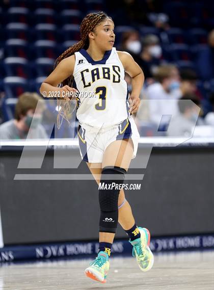 Thumbnail 1 in Pueblo vs Flowing Wells (MLK Basketball  Classic) photogallery.