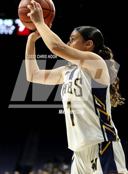 Thumbnail 2 in Pueblo vs Flowing Wells (MLK Basketball  Classic) photogallery.
