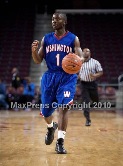 Thumbnail 3 in Washington vs. Westchester (CIF LA City D1 Semifinal) photogallery.