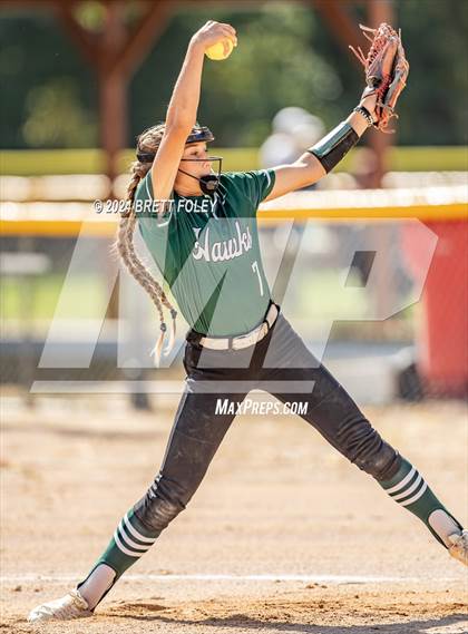 Thumbnail 3 in Grand Island @ Lincoln Southwest photogallery.