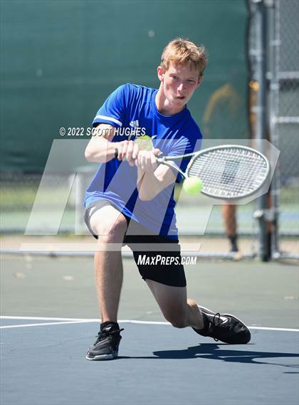 Thumbnail 1 in TSSAA 2A Regional Division 1 photogallery.