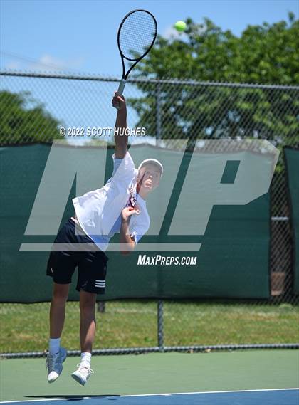 Thumbnail 1 in TSSAA 2A Regional Division 1 photogallery.