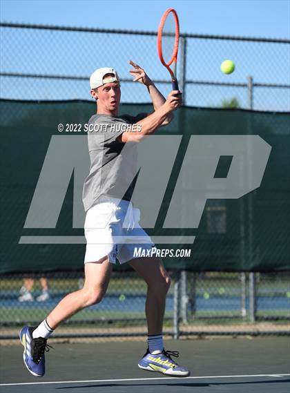 Thumbnail 2 in TSSAA 2A Regional Division 1 photogallery.