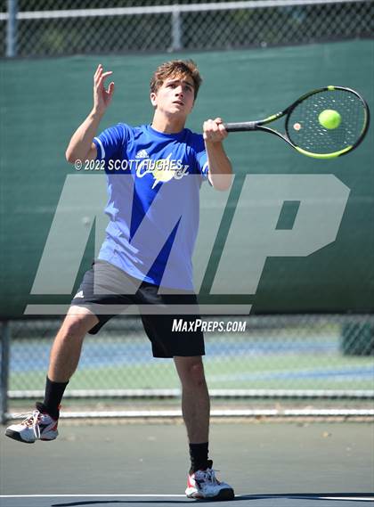 Thumbnail 2 in TSSAA 2A Regional Division 1 photogallery.