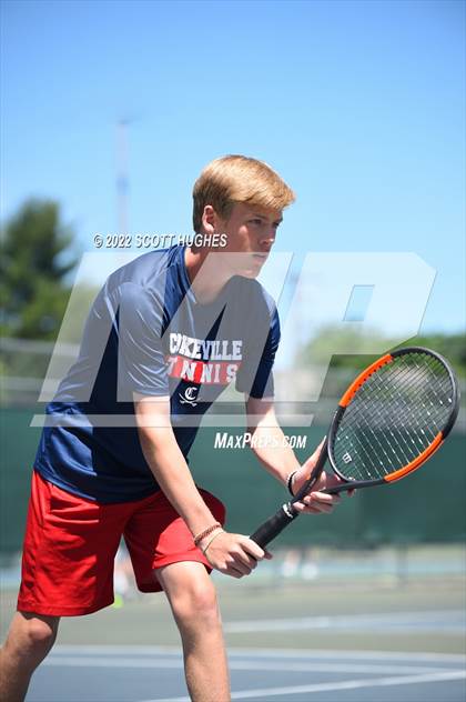 Thumbnail 3 in TSSAA 2A Regional Division 1 photogallery.