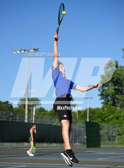 Thumbnail 2 in TSSAA 2A Regional Division 1 photogallery.