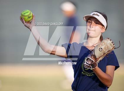 Thumbnail 1 in San Juan Hills vs JSerra Catholic (Scrimmage) photogallery.