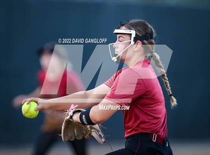 Thumbnail 2 in San Juan Hills vs JSerra Catholic (Scrimmage) photogallery.
