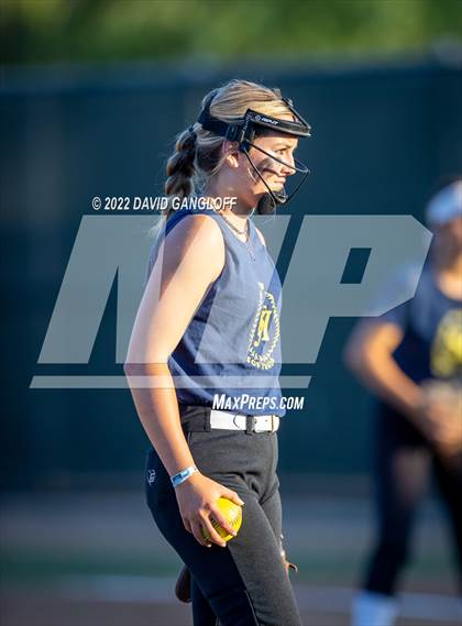 Thumbnail 2 in San Juan Hills vs JSerra Catholic (Scrimmage) photogallery.