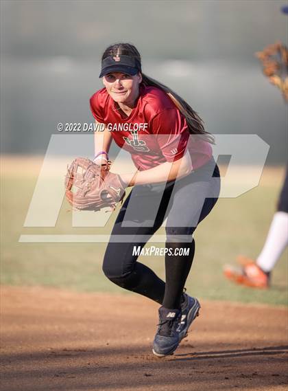 Thumbnail 1 in San Juan Hills vs JSerra Catholic (Scrimmage) photogallery.
