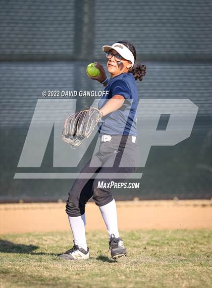 Thumbnail 1 in San Juan Hills vs JSerra Catholic (Scrimmage) photogallery.
