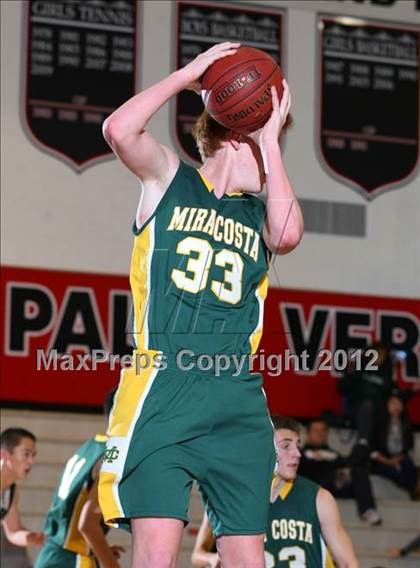 Thumbnail 2 in Mira Costa vs. South Torrance (Hilltop Classic) photogallery.