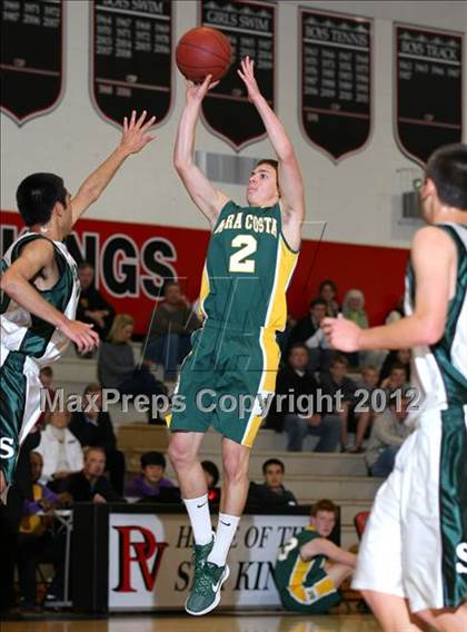 Thumbnail 3 in Mira Costa vs. South Torrance (Hilltop Classic) photogallery.