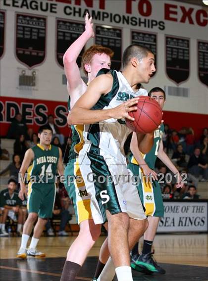 Thumbnail 3 in Mira Costa vs. South Torrance (Hilltop Classic) photogallery.