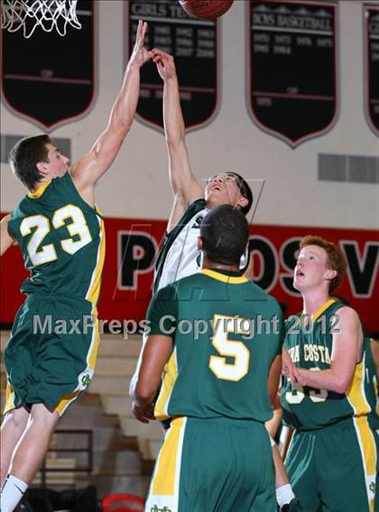 Thumbnail 2 in Mira Costa vs. South Torrance (Hilltop Classic) photogallery.