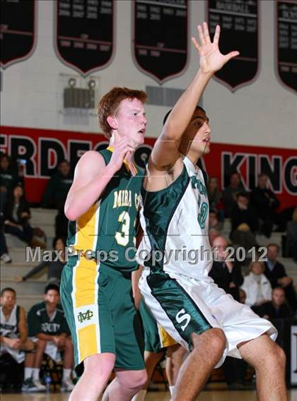 Thumbnail 2 in Mira Costa vs. South Torrance (Hilltop Classic) photogallery.
