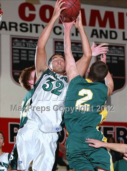 Thumbnail 3 in Mira Costa vs. South Torrance (Hilltop Classic) photogallery.