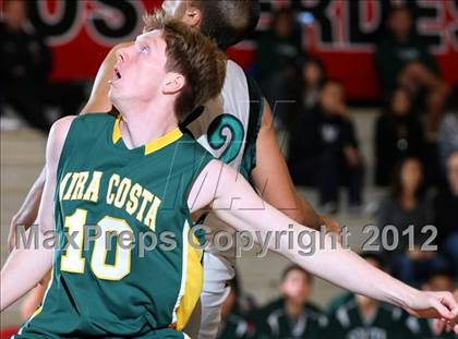 Thumbnail 1 in Mira Costa vs. South Torrance (Hilltop Classic) photogallery.