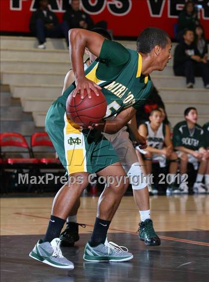Thumbnail 3 in Mira Costa vs. South Torrance (Hilltop Classic) photogallery.