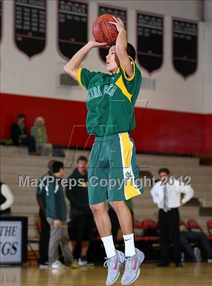 Thumbnail 2 in Mira Costa vs. South Torrance (Hilltop Classic) photogallery.
