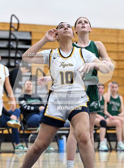 Thumbnail 2 in Ponderosa @ Inderkum photogallery.