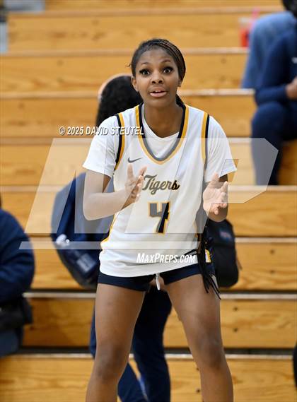 Thumbnail 1 in Ponderosa @ Inderkum photogallery.