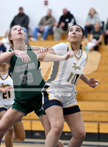 Thumbnail 1 in Ponderosa @ Inderkum photogallery.