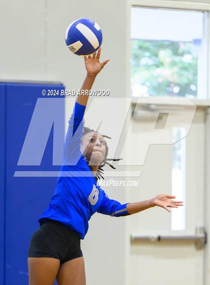 Thumbnail 2 in Statesville @ North Lincoln photogallery.