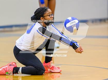 Thumbnail 1 in Statesville @ North Lincoln photogallery.