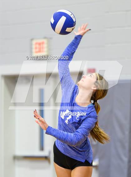 Thumbnail 1 in Statesville @ North Lincoln photogallery.