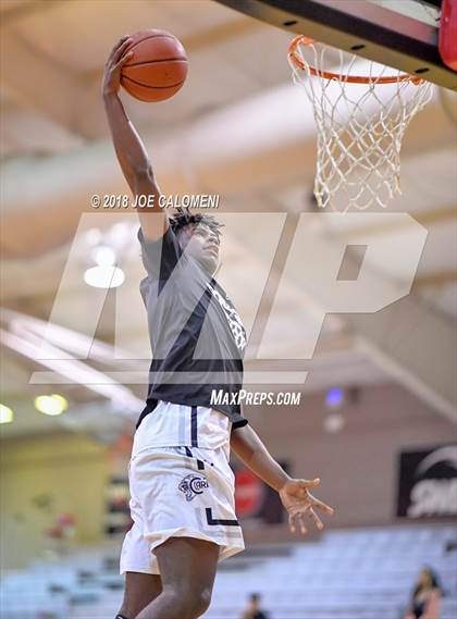 Thumbnail 3 in SAAABC Class 6A Boys High School All Star Game photogallery.