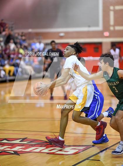 Thumbnail 1 in SAAABC Class 6A Boys High School All Star Game photogallery.
