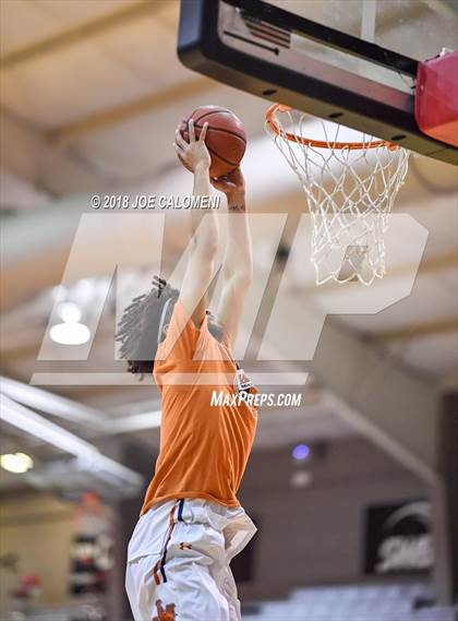 Thumbnail 3 in SAAABC Class 6A Boys High School All Star Game photogallery.