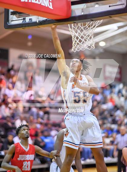 Thumbnail 2 in SAAABC Class 6A Boys High School All Star Game photogallery.