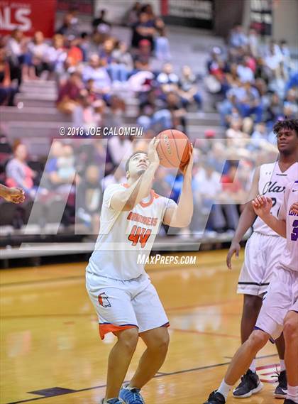 Thumbnail 2 in SAAABC Class 6A Boys High School All Star Game photogallery.