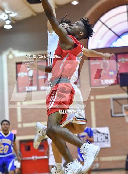 Thumbnail 3 in SAAABC Class 6A Boys High School All Star Game photogallery.