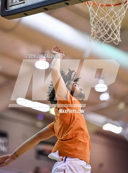 Thumbnail 2 in SAAABC Class 6A Boys High School All Star Game photogallery.