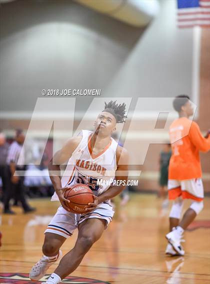 Thumbnail 3 in SAAABC Class 6A Boys High School All Star Game photogallery.