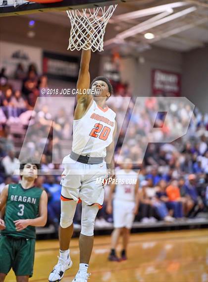 Thumbnail 3 in SAAABC Class 6A Boys High School All Star Game photogallery.