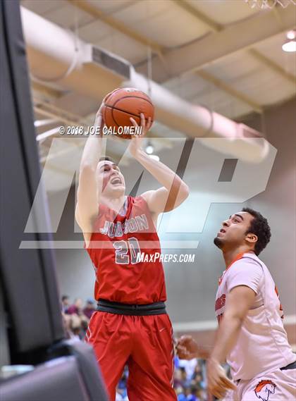 Thumbnail 1 in SAAABC Class 6A Boys High School All Star Game photogallery.