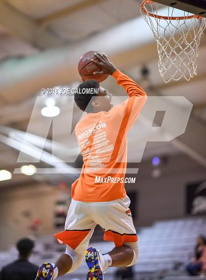Thumbnail 3 in SAAABC Class 6A Boys High School All Star Game photogallery.