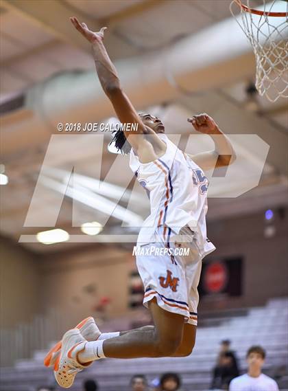 Thumbnail 2 in SAAABC Class 6A Boys High School All Star Game photogallery.