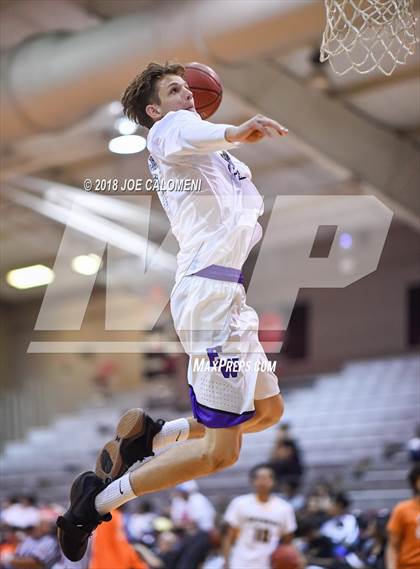 Thumbnail 1 in SAAABC Class 6A Boys High School All Star Game photogallery.