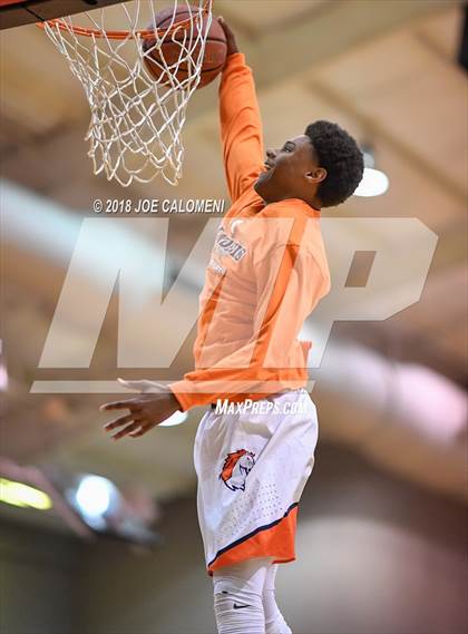 Thumbnail 1 in SAAABC Class 6A Boys High School All Star Game photogallery.