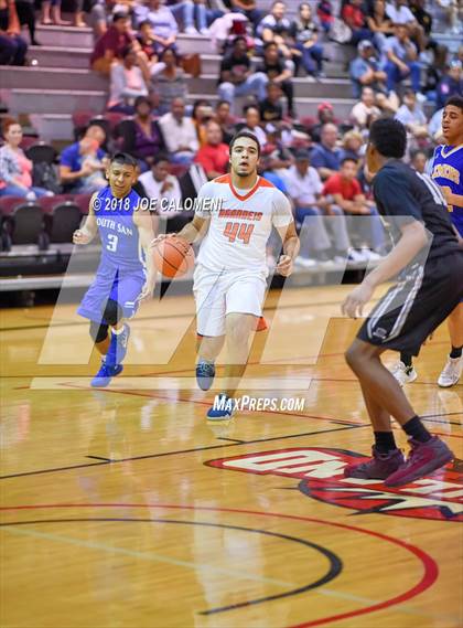 Thumbnail 1 in SAAABC Class 6A Boys High School All Star Game photogallery.