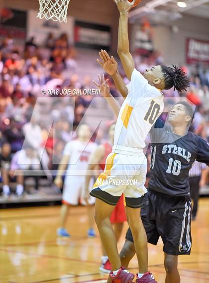 Thumbnail 2 in SAAABC Class 6A Boys High School All Star Game photogallery.