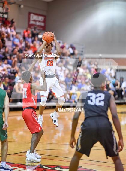 Thumbnail 1 in SAAABC Class 6A Boys High School All Star Game photogallery.